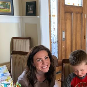 Meet your Posher, Devin